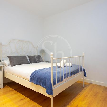 Bonito Apartamento Cerca De La Sagrada Familia Barcelona Kültér fotó